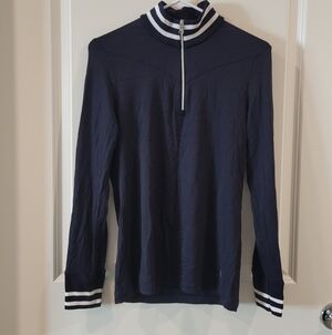 Lohla Sport The Eloise Long Sleeve Top Size Medium